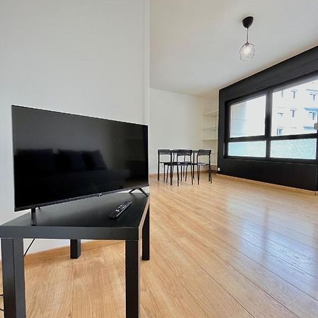 Ponsardin- Appartement Avec Balcon Et Parking Reims Bagian luar foto