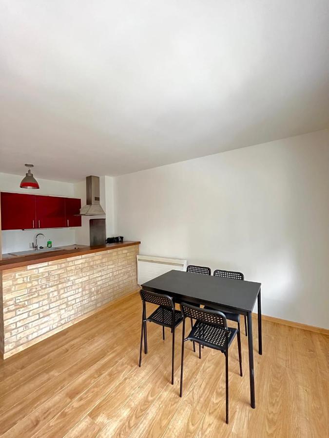 Ponsardin- Appartement Avec Balcon Et Parking Reims Bagian luar foto