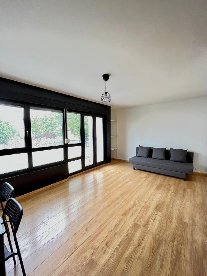 Ponsardin- Appartement Avec Balcon Et Parking Reims Bagian luar foto